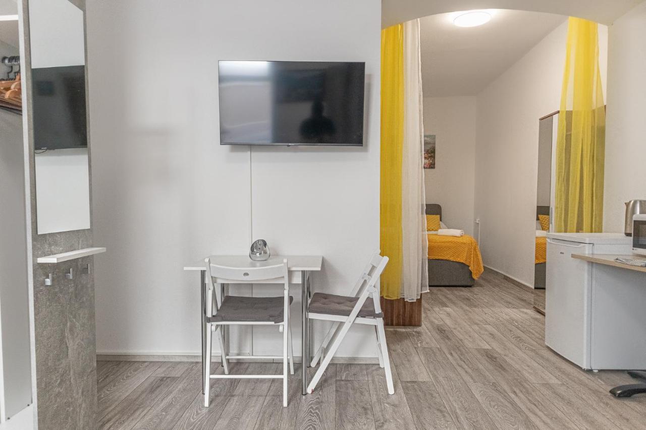 3 Standard Rooms Near Hauptbahnhof Wina Bagian luar foto